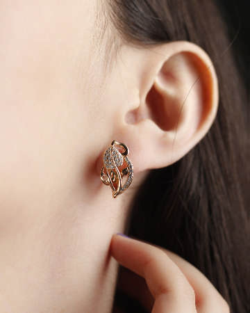 گوشواره ژوپینگ برگ